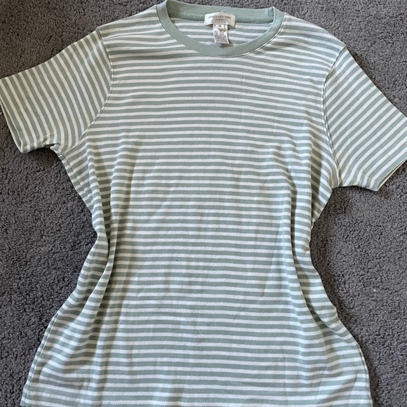 Stripped simple jones New York soft tee size medium - Picture 2 of 5